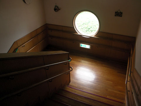 階段の踊り場