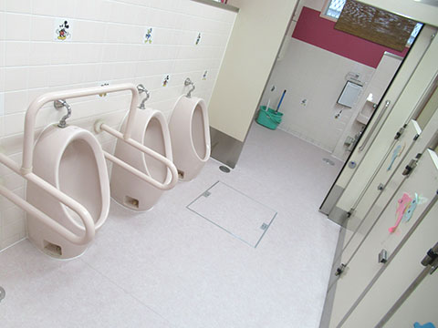 きりん組横のトイレ